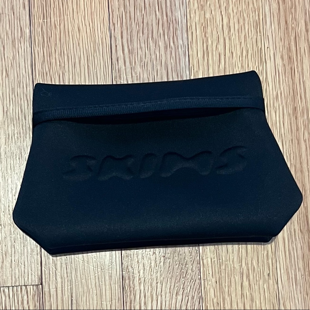Skims Neoprene Pouch